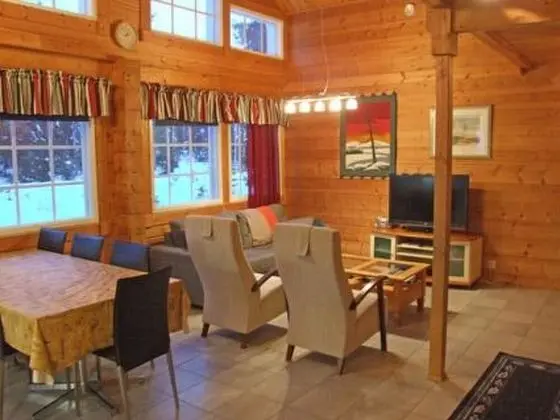 Ev