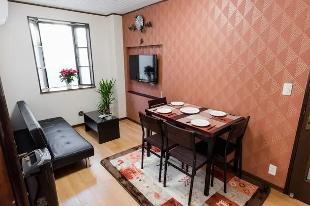 Ev (Private Vacation, 2F)