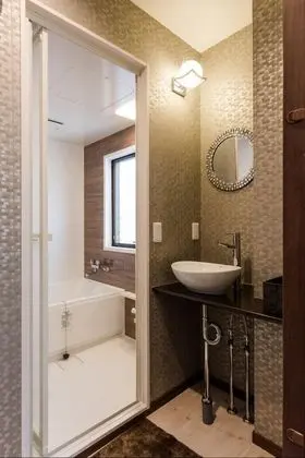 Ev (Private Vacation, 2F)