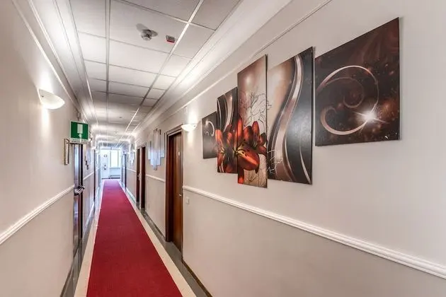 Classic Üç Kişilik Oda