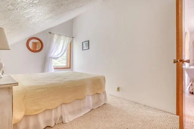 Ev, Birden Çok Yatak (Otter Rock Hideaway)