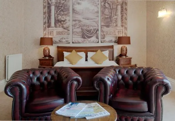 Select Room
