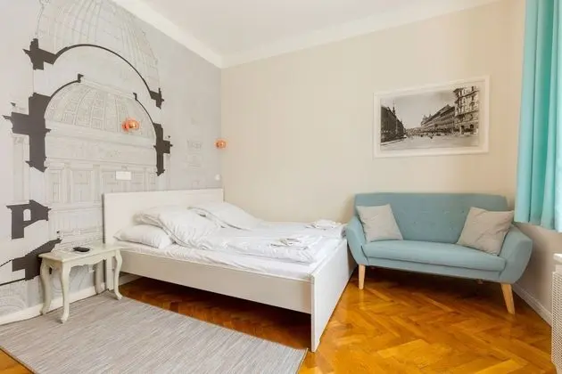 Premier Stüdyo, 1 Büyük (Queen) Boy Yatak