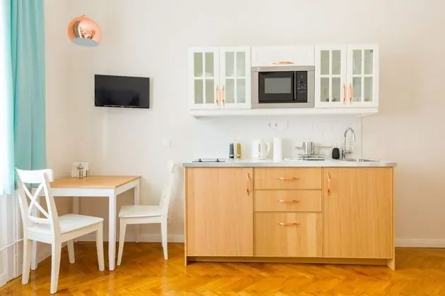 Premier Stüdyo, 1 Büyük (Queen) Boy Yatak