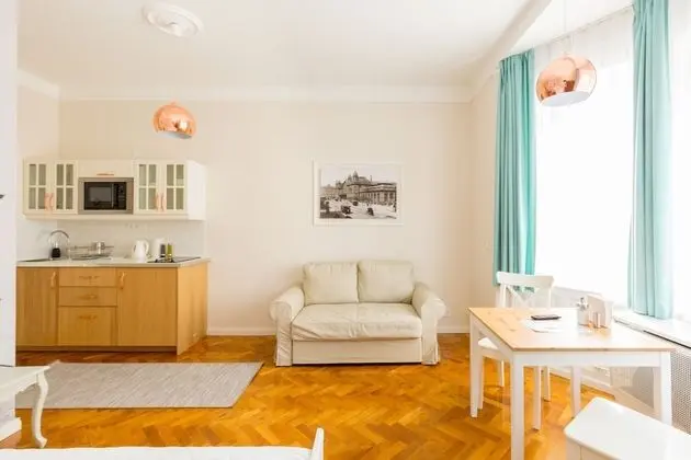 Premier Stüdyo, 1 Büyük (Queen) Boy Yatak