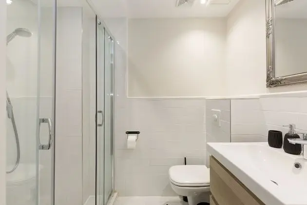 Standard Stüdyo, 1 Büyük (Queen) Boy Yatak