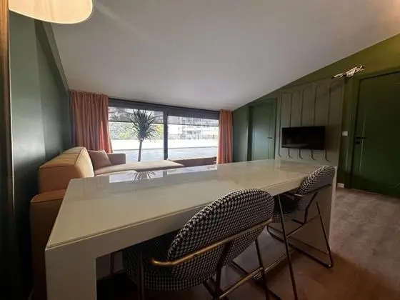 Teraslı Suit Oda, Şehir Manzaralı, Teraslı