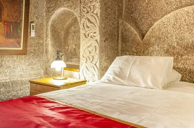 Standart Cave Room