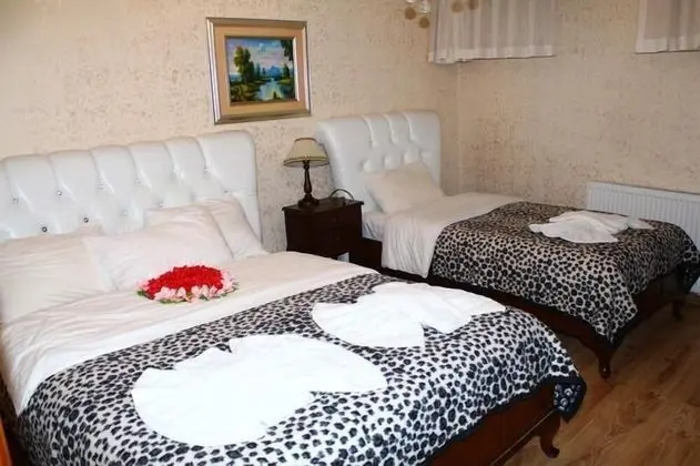 Deluxe Üç Kişilik Oda