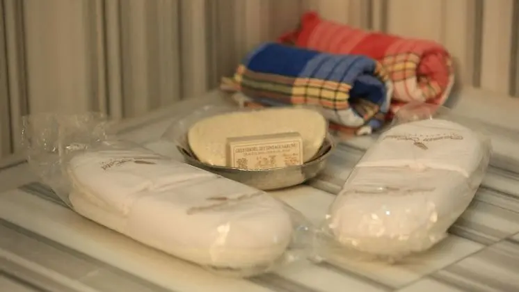 Bathroom amenities