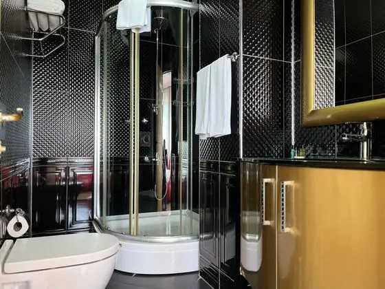 Suite Jakuzi Balayı Odası