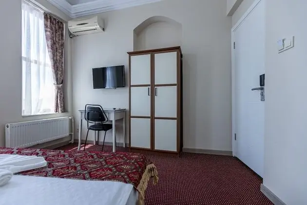 Standard Tek Büyük Yataklı Oda