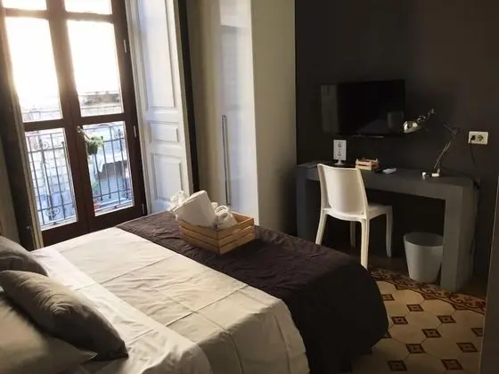 Standard Tek Büyük Yataklı Oda