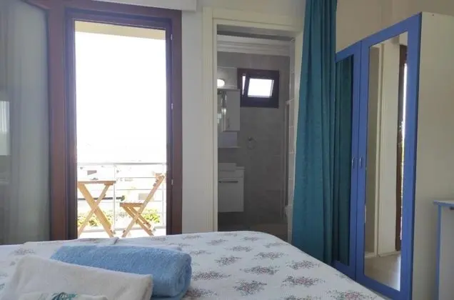 Standart Oda, Bahçe veya Sokak Manzaralı, Balkonlu