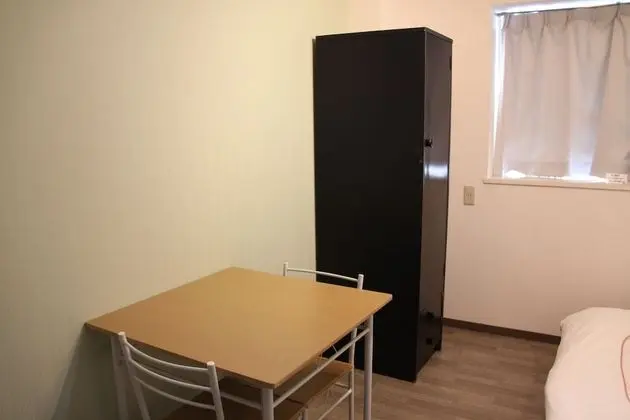 Tek Kişilik Oda, Sigara İçilmez