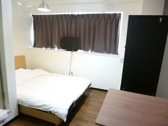 Tek Kişilik Oda, Sigara İçilmez