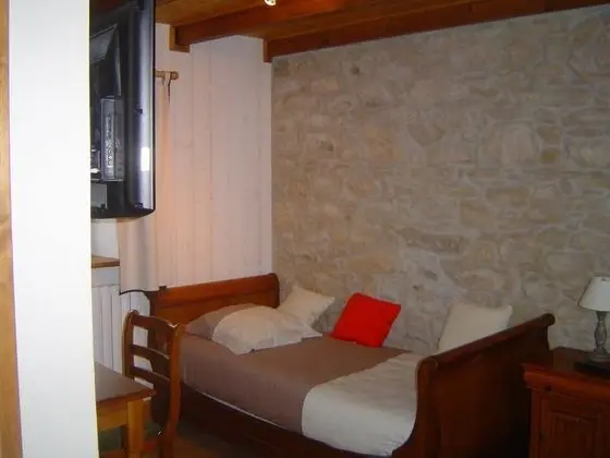 Üç Kişilik Oda (Kambr-Bras)