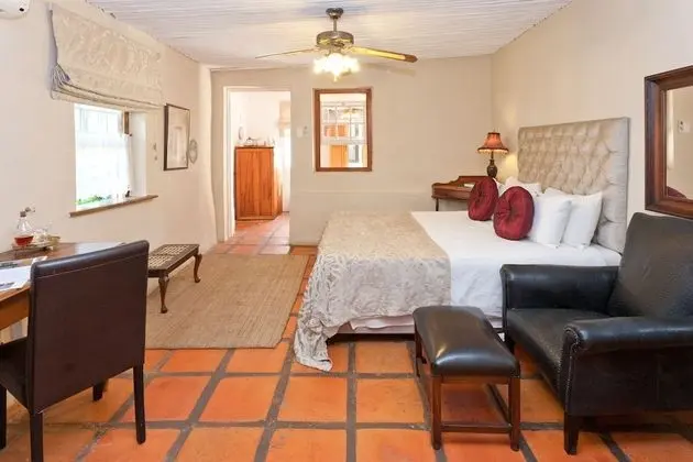 Comfort Tek Büyük Yataklı Oda