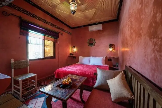 Economy Tek Büyük Yataklı Oda, Havuz Manzaralı