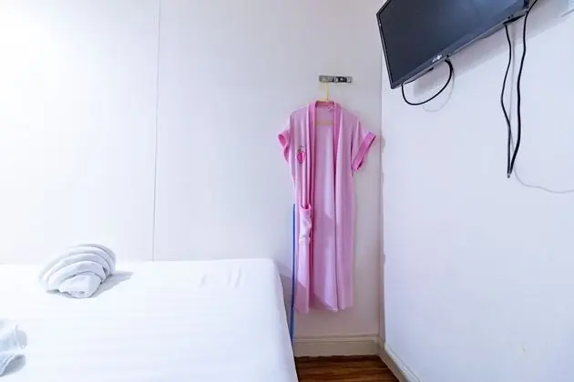 Tek Kişilik Oda, Sadece kadınlar için