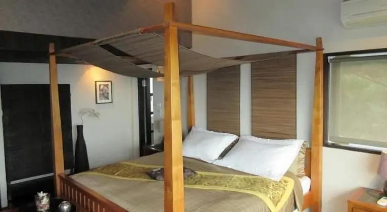 Design İki Ayrı Yataklı Oda, 1 En Büyük (King) Boy Yatak, Okyanus Manzaralı, Bahçeli