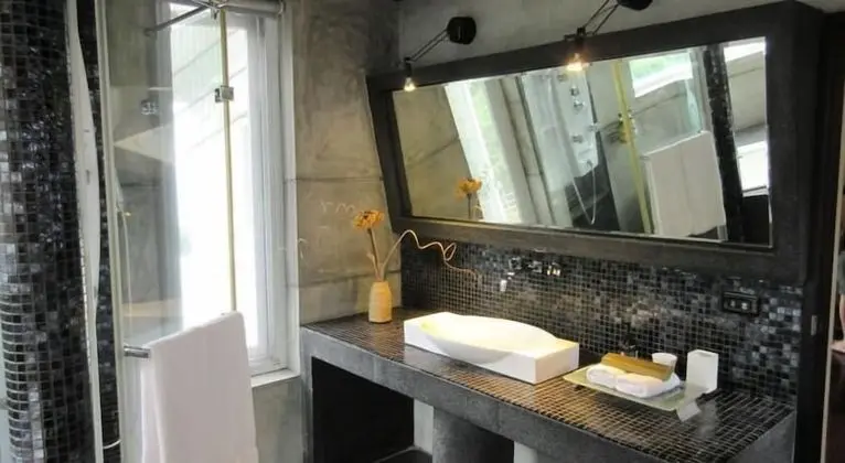 Design İki Ayrı Yataklı Oda, 1 En Büyük (King) Boy Yatak, Okyanus Manzaralı, Bahçeli
