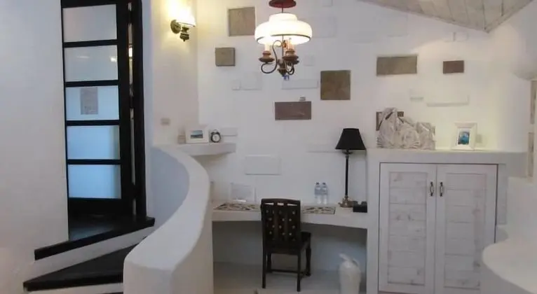Luxury Tek Büyük Yataklı Oda, 1 En Büyük (King) Boy Yatak, Okyanus Manzaralı, Bahçeli