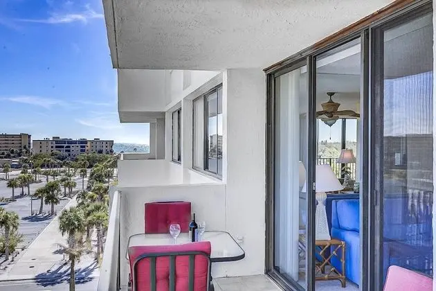Daire (Our House at the Beach - 5th FL)