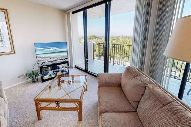 Daire (Our House at the Beach - 5th FL)