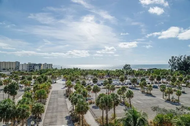 Daire (Our House At The Beach with Gulf View)