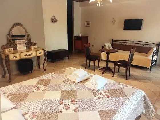 Comfort Üç Kişilik Oda, 1 Çift Kişilik Yatak, Bahçe Manzaralı