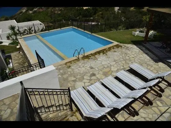 Villa, 3 Yatak Odası, Şömine