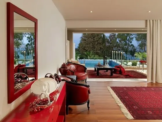 Exclusive Junior Suite with private Jetted Tub or Pool