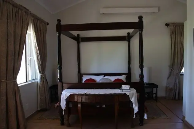 Queen Room