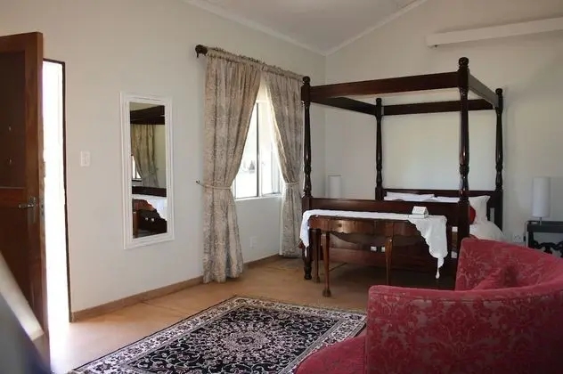 Queen Room