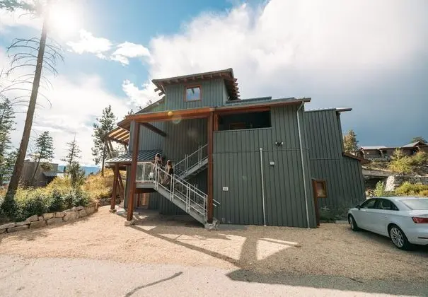 Three Bedroom Villa Lakeview