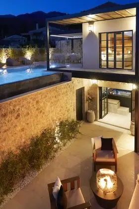Deluxe Villa