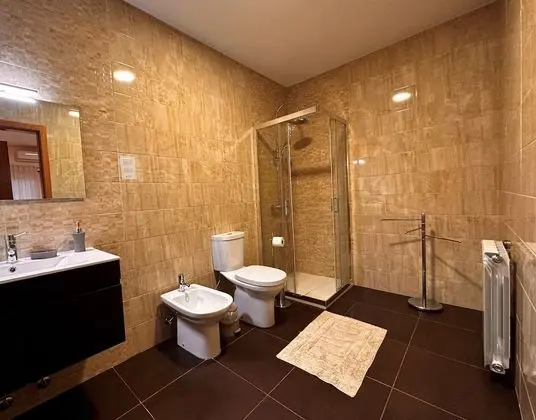 Standard Tek Büyük Yataklı Oda, Bahçe Manzaralı