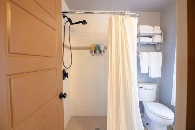 Deluxe Oda (Upstairs Carriage House)