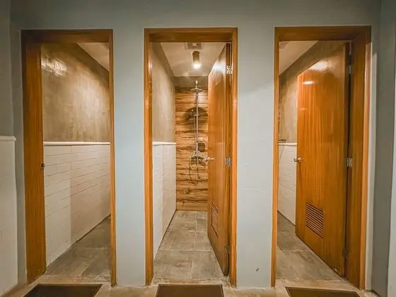 Deluxe Oda, Ortak Banyo (Bunk Private)