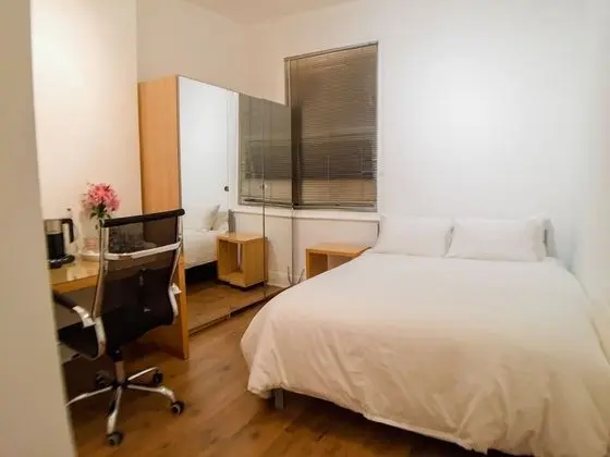 Tek Büyük Yataklı Oda, Banyolu/Duşlu (M Room)