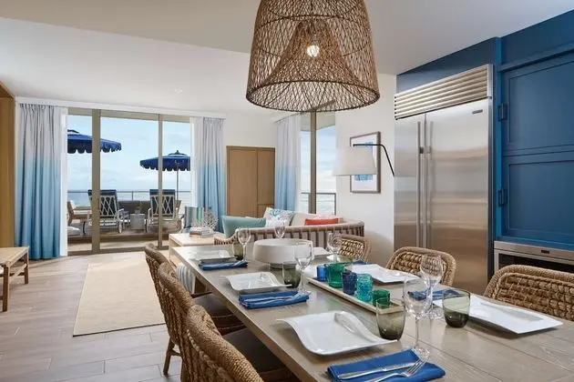 Süit (Coral Reef Penthouse)