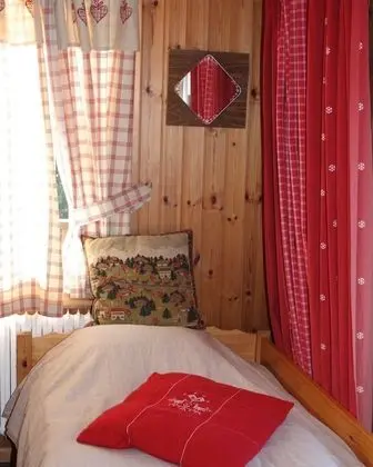 Dağ Evi, Birden Çok Yatak Odası, Şömine