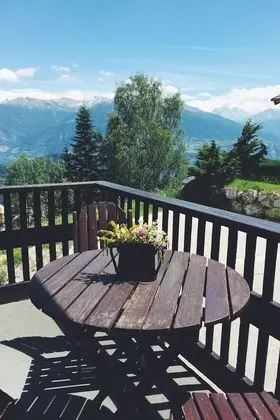 Dağ Evi, Birden Çok Yatak Odası, Şömine