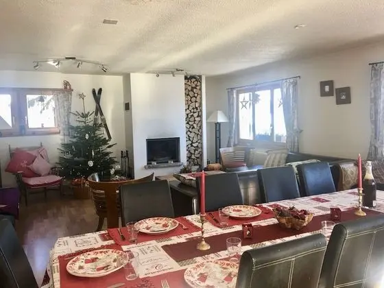 Dağ Evi, Birden Çok Yatak Odası, Şömine