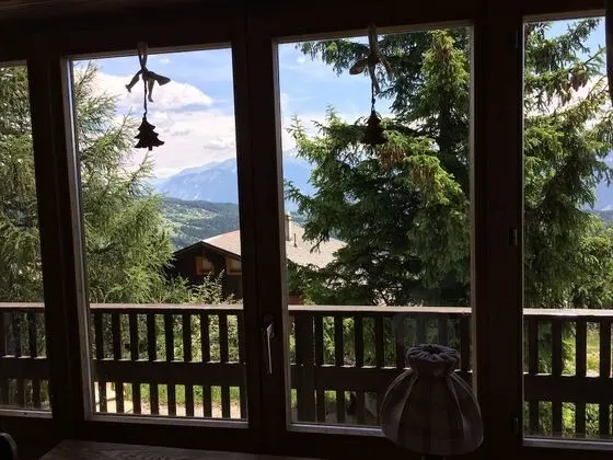 Dağ Evi, Birden Çok Yatak Odası, Şömine