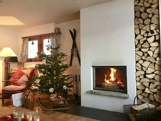 Dağ Evi, Birden Çok Yatak Odası, Şömine