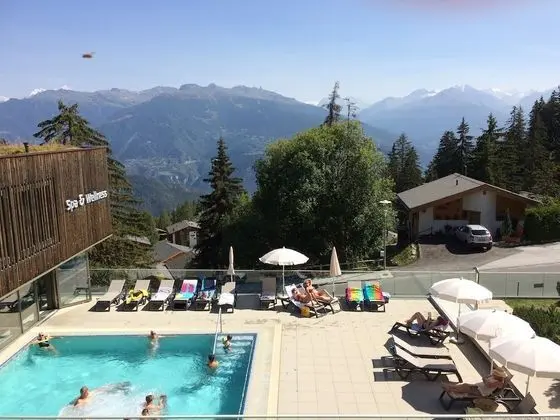 Dağ Evi, Birden Çok Yatak Odası, Şömine