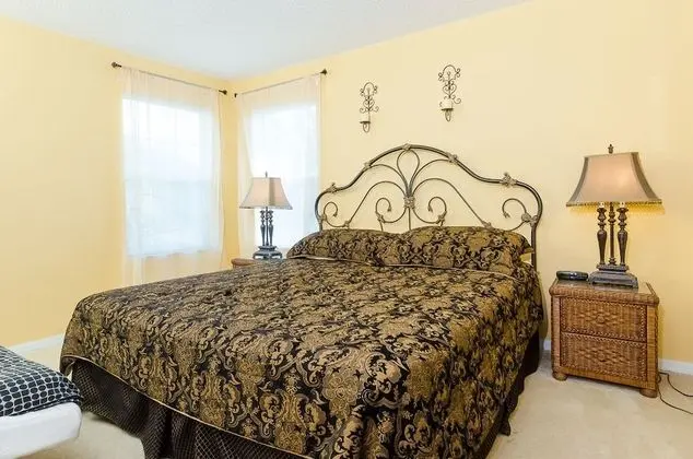 Family Villa, Sıcak Su Havuzu, Bahçeli