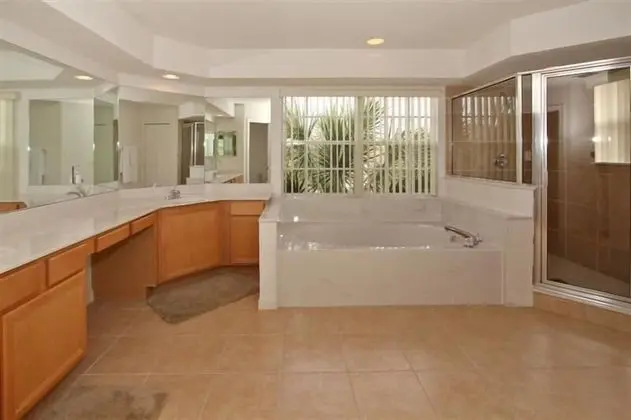 Family Villa, Sıcak Su Havuzu, Bahçeli